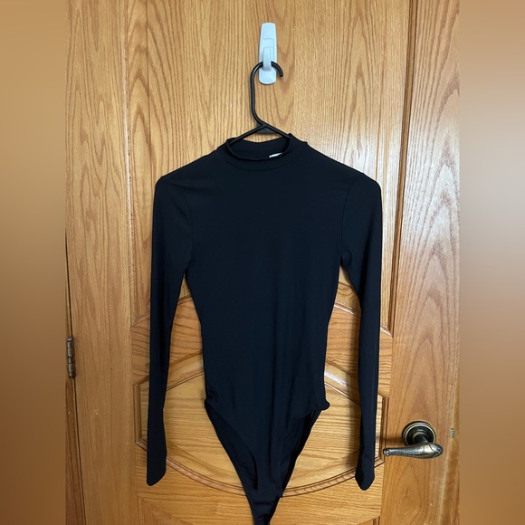 TOPSHOP - Black bodysuit (open back) - Picture 3 of 3